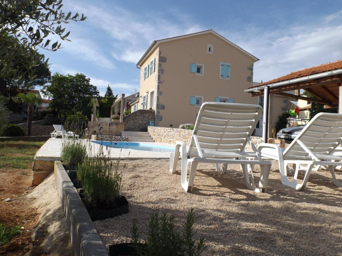 Apartment Marina Kornić Kültér fotó