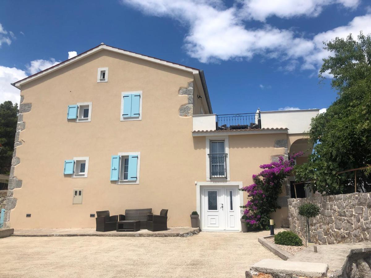 Apartment Marina Kornić Kültér fotó