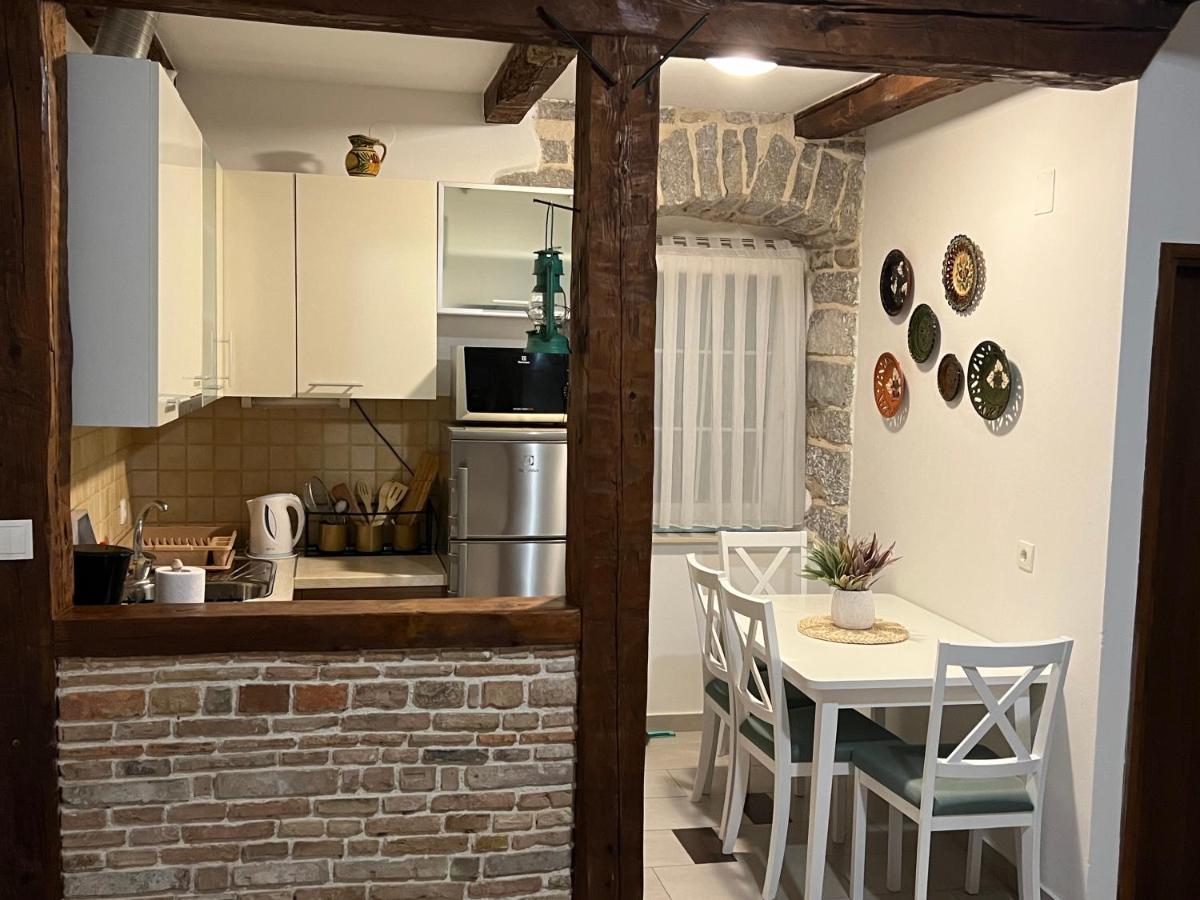 Apartment Marina Kornić Kültér fotó